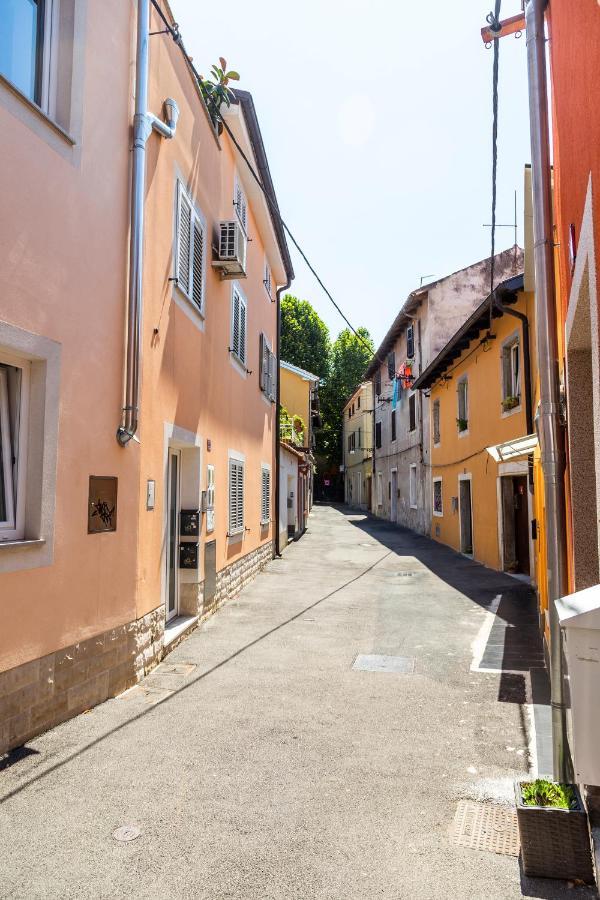 Sunny Old Town Apartment Koper Exterior foto