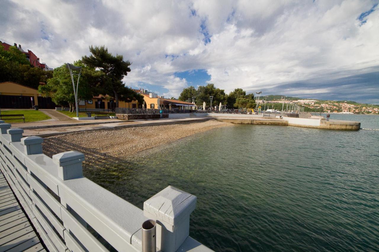 Sunny Old Town Apartment Koper Exterior foto